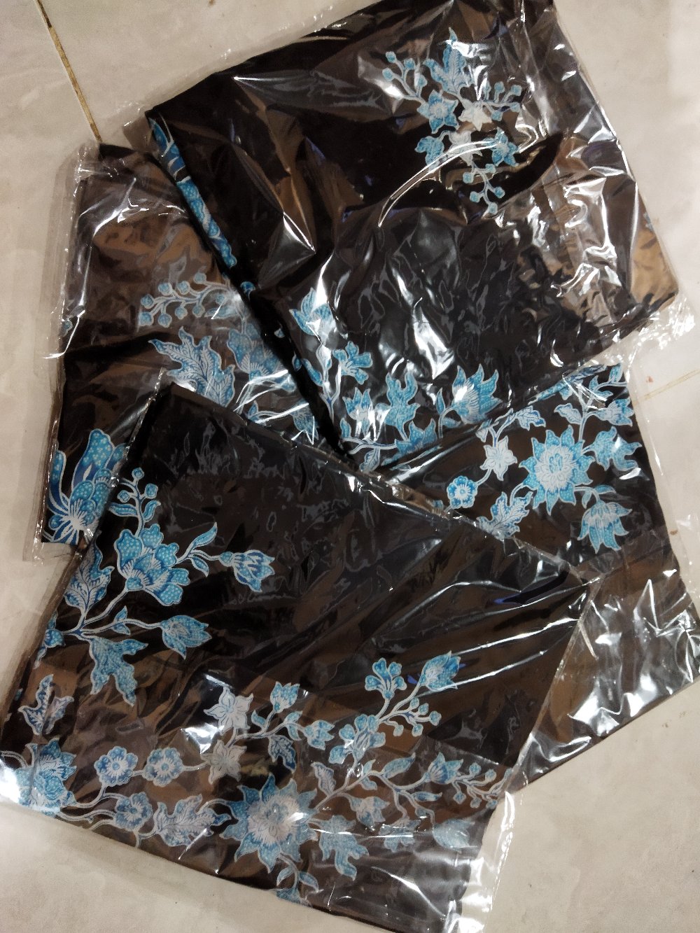 Couple Batik Keluarga || Setelan Couple Batik Ayah Ibu Anak Cewek