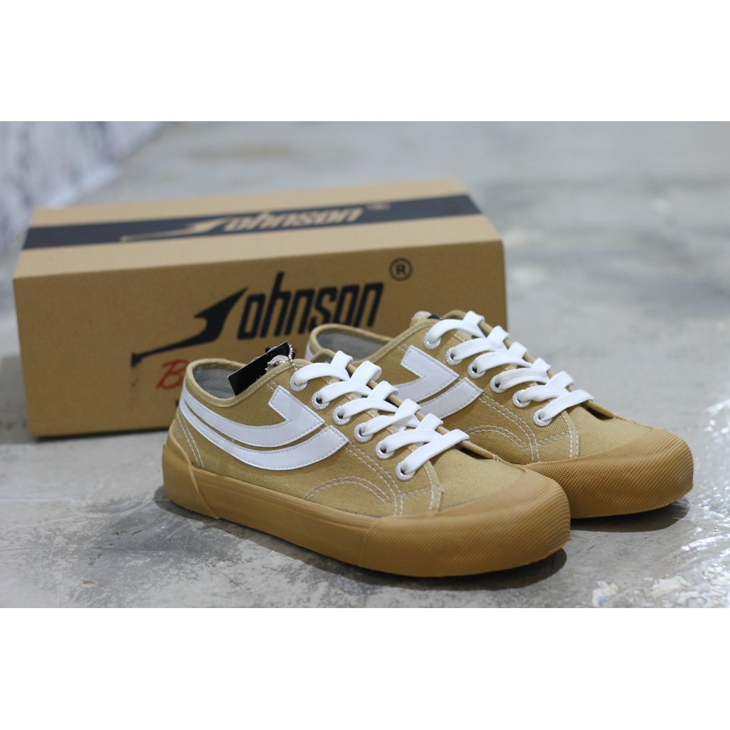 Baju Muslim Sepatu  Johnson Low