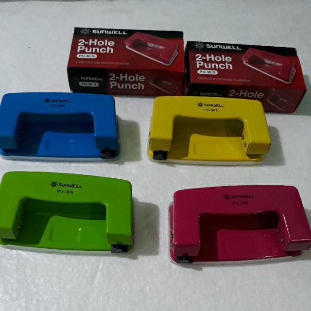 

Punch hole/pembolong kertas 2 lubang 10cm x 5cm ECER!!!!!
