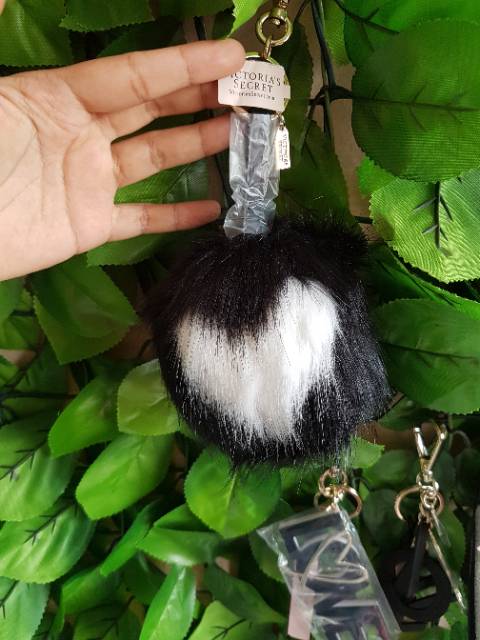 VICTORIA SECRET BAG/KEY CHAIN
