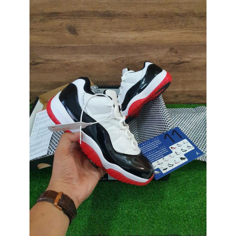 SEPATU NIKE JORDAN 11 LOW CONCORD BRED PK GOD QUALITY