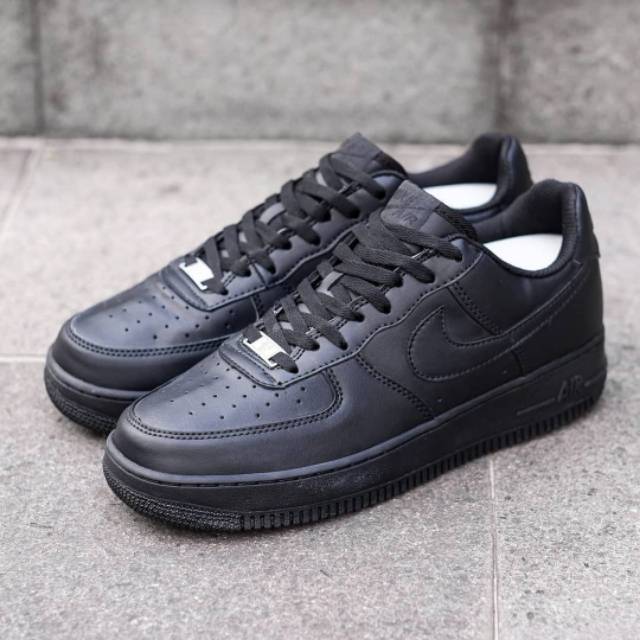 TERLARIS SEPATU SNEAKERS NIKE AF1 TRIPLE BLACK ORIGINAL