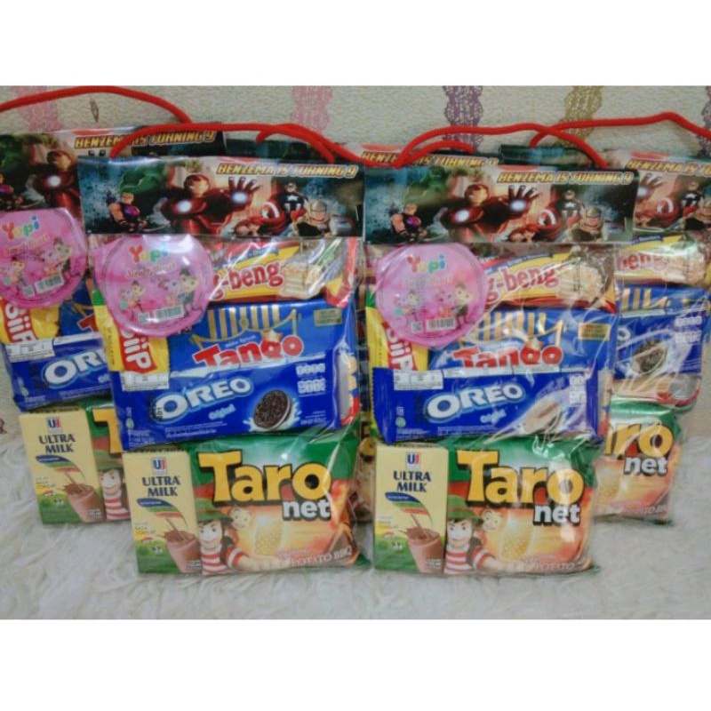 

Paket Goodie Snack Ultah, Bisa Custom Gambar dan Tulisan