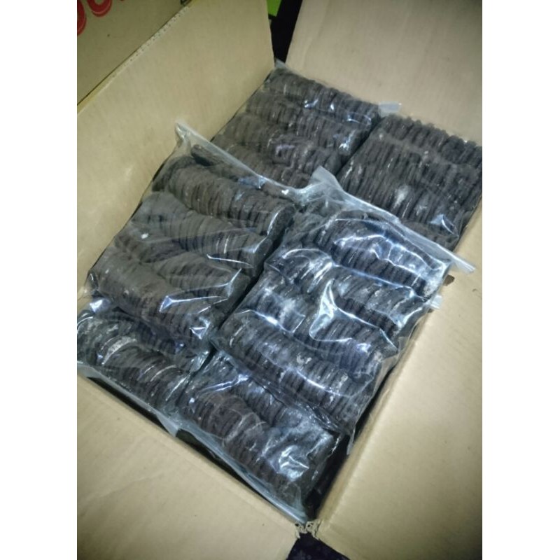 

biskuit black