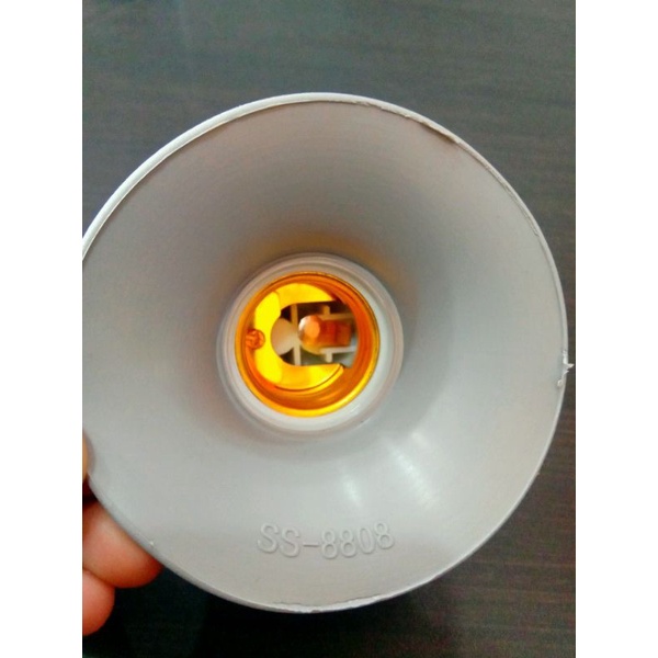 FITTING LAMPU GANTUNG ANTI AIR SOU-SEI - KABEL ENGKEL