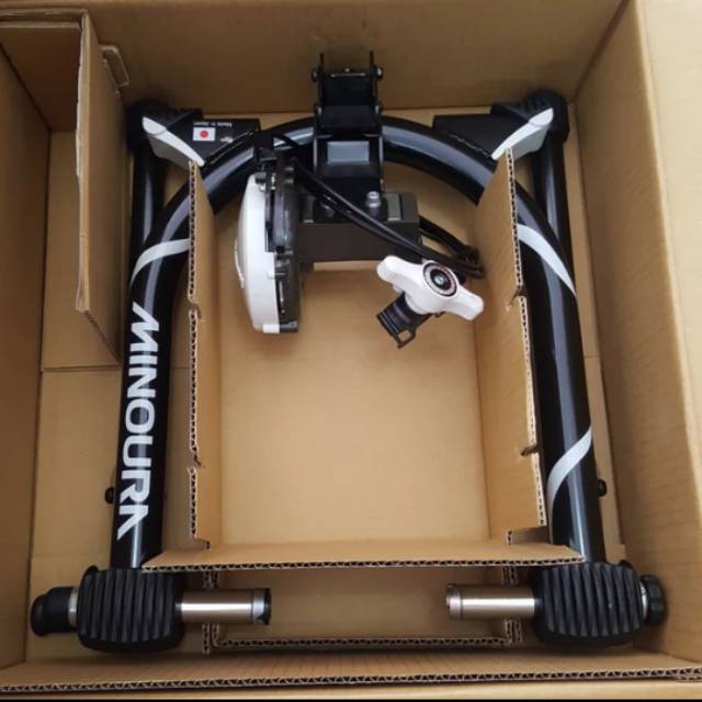 Bike Trainer Minoura Mag Ride 60R REMOTE