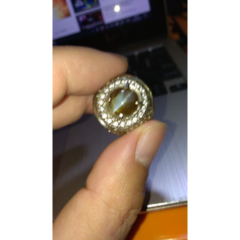 Natural Chrysoberyl Cats Eye