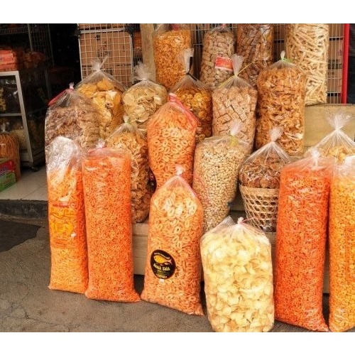 

Snack Cemilan Makanan Ringan Basreng Keripik Kerupuk 200 gram