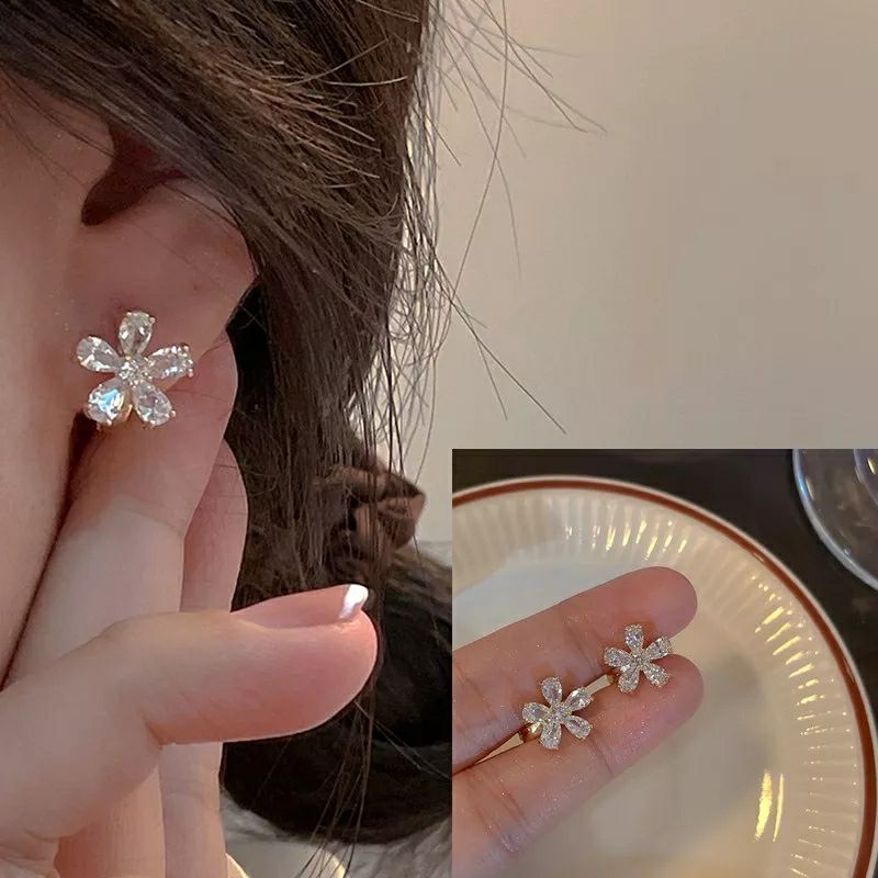 Anting Wanita Bunga Kristal/Anting Korea Anting Tusuk