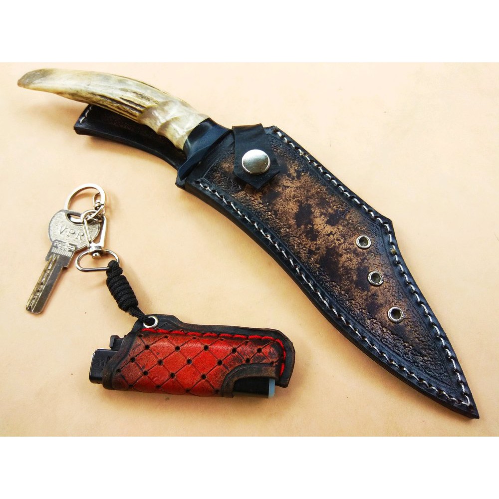 

Leather Sheat Knife 030