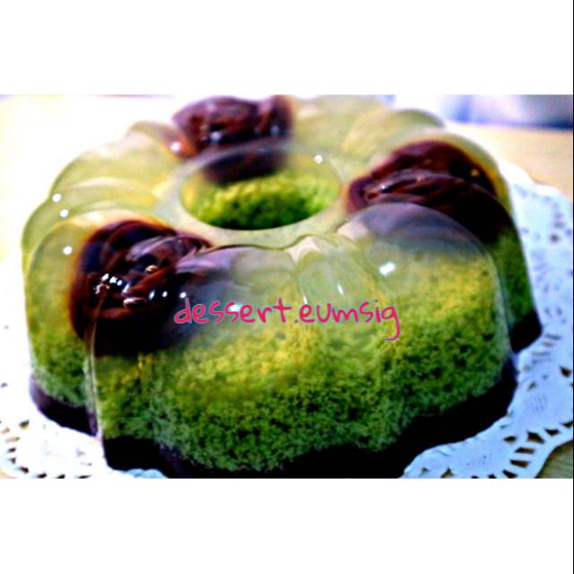 

Puding lumut bunga coklat