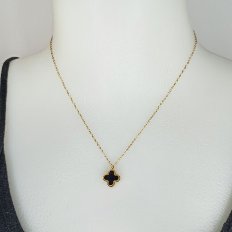 Kalung Titanium Clover 2 Sisi Warna K04159-O