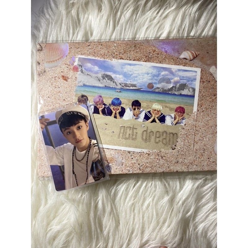 Mark photocard we young & sticker set