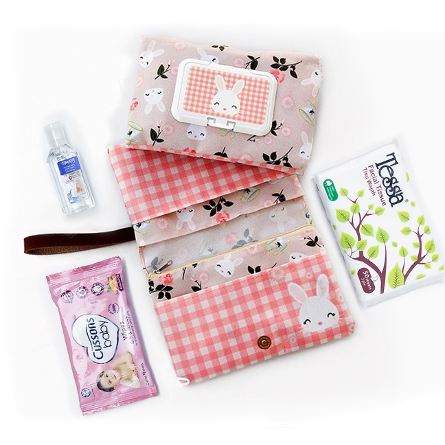 Pouch Tissue Handsanitizer 4 in 1 Organizer New Normal