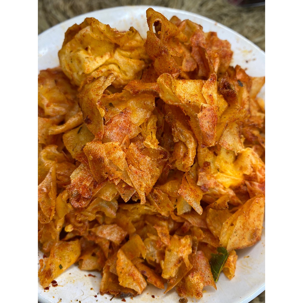 

Keripik singkong kriwil / kriwil pedas gurih