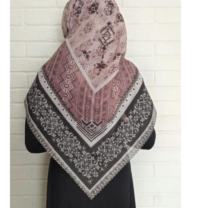 Banyak Dipakai.. JILBAB VOAL MOTIF JUMBO PREMIUM UK. 130x130 / HIJAB SYAR'I PREMIUM