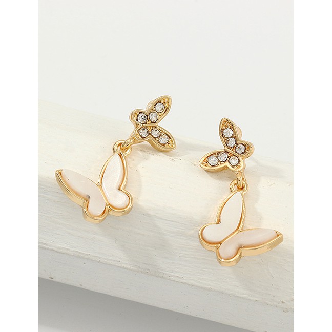 LRC Anting Tusuk Fashion Golden Diamond Butterfly Stud Earrings D68227