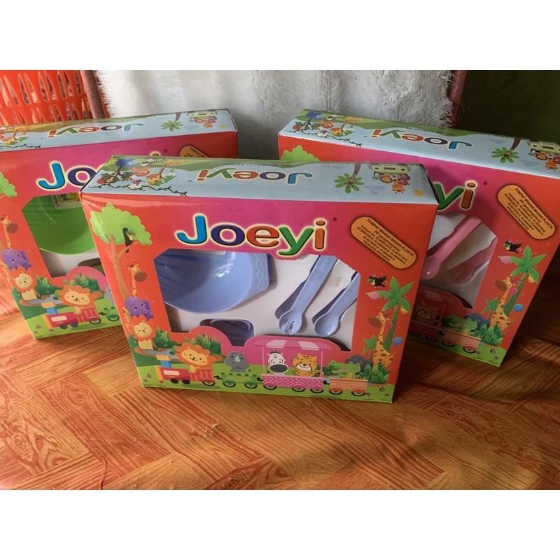 wadah makan joeyi kecil