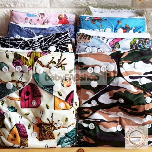 Clody / cloth diaper de petite