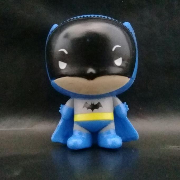 hanya disini] batman indomaret 1943 (collection figure)