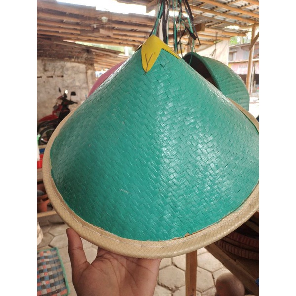 Caping Bambu cat warna Topi pak tani