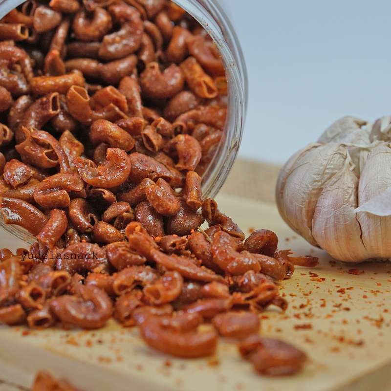 

makaroni bantet jadoel (jajanan Doeloe) 100g