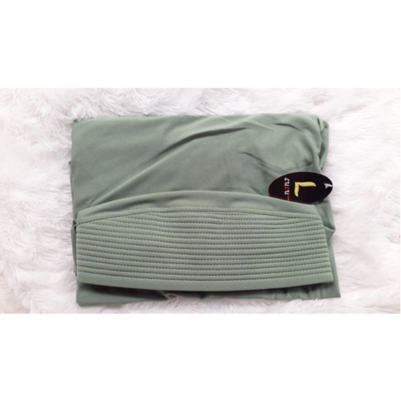 Hijab Instan Hoodie Tangan Ori Lulu Bergo syari Tangan-Hijau mint