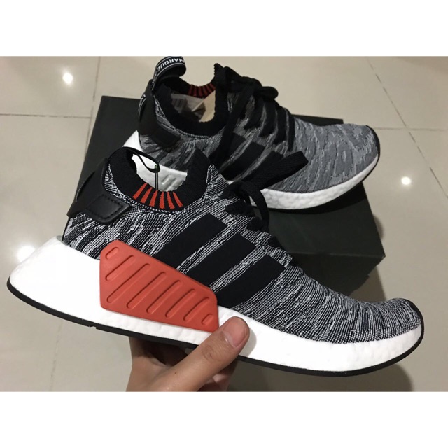 Adidas NMD R2 Primeknit, Original, BNIB, Dibawah harga retail