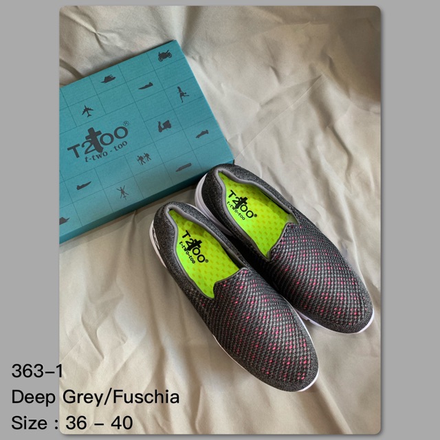 T2TOO Sport shoes 363-1