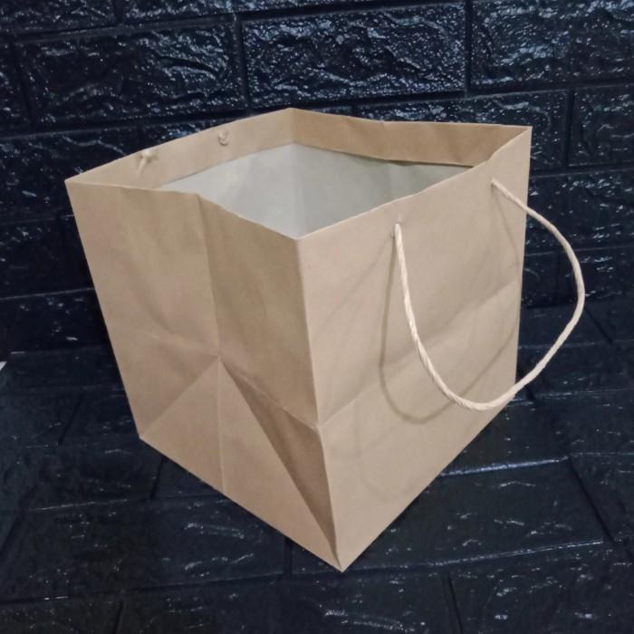 

Goodiebag Paper Bag 20 X 20 Tinggi 22 Cm Jual Per Pack