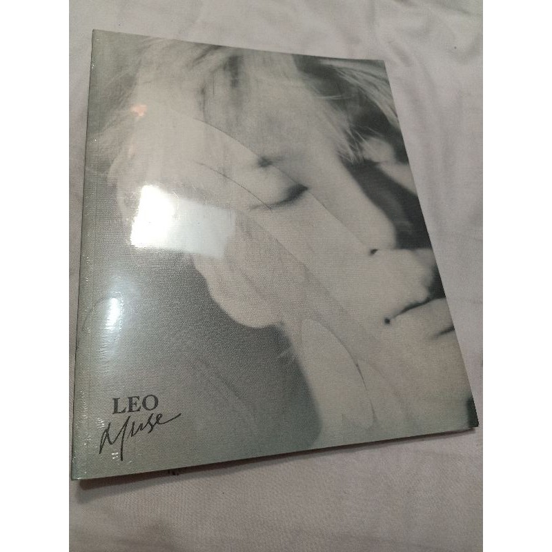 album sealed Leo muse vixx