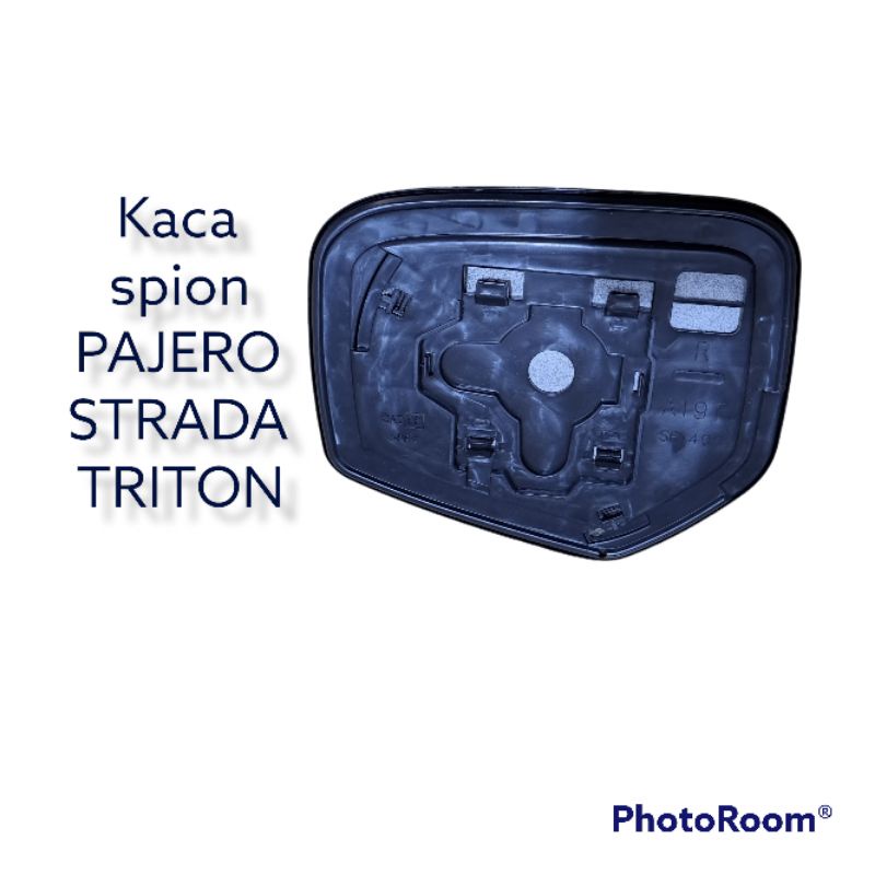 Kaca spion Pajero Strada Triton kanan