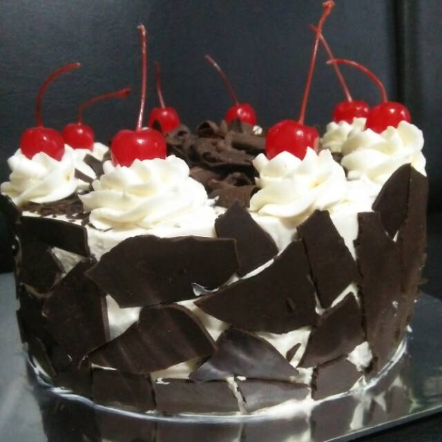 

Black Forest Cake D.20cm