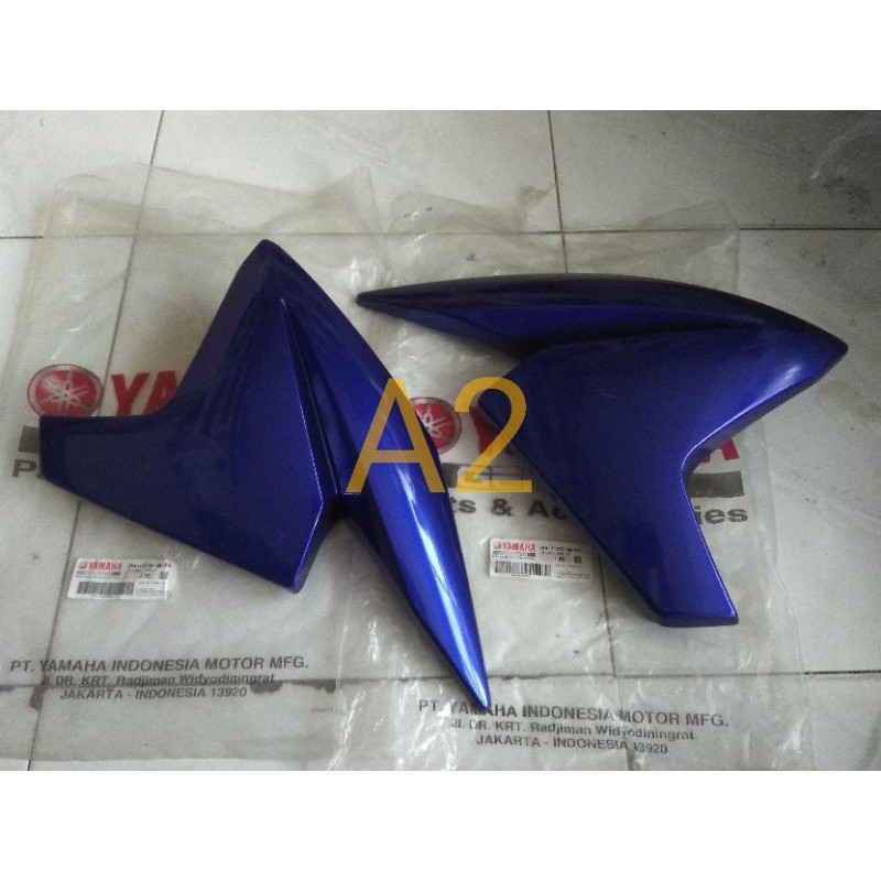 COVER SHROUD sayap kap kuping tangki tengki kiri kanan vixion new NVL 1PA original YAMAHA biru P4