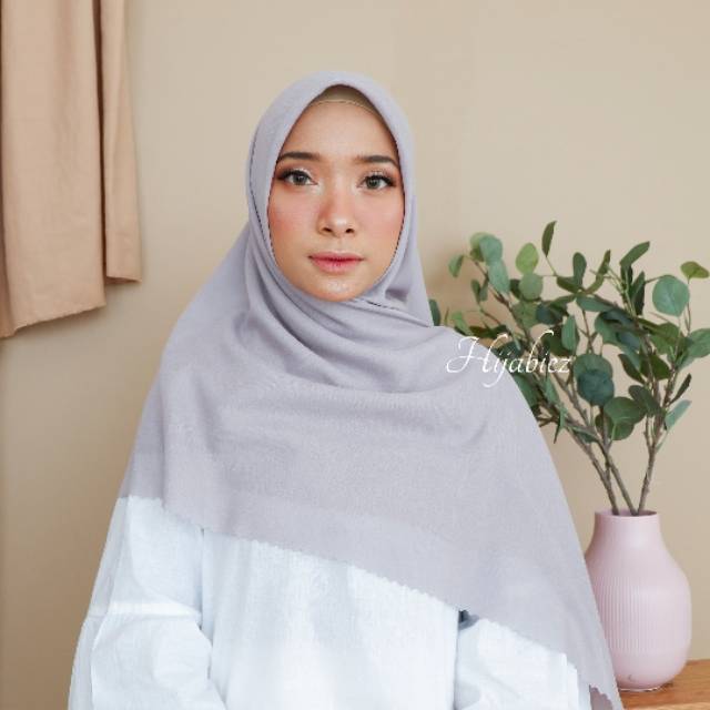Kerudung Segiempat Voal Ultrafine Polos Laser Cut Hijabiez Warna Silver Shopee Indonesia