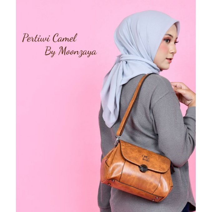 Tas Pertiwi Moonzaya Selempang Darkbrown Brown Camel