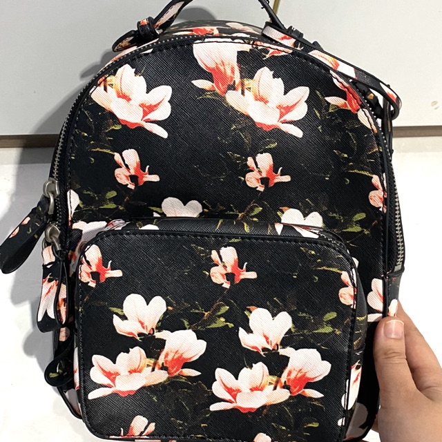 Charles&keith bagpack