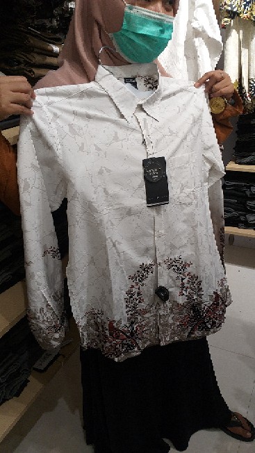 Kemeja Cowok Scotch Motif Batik