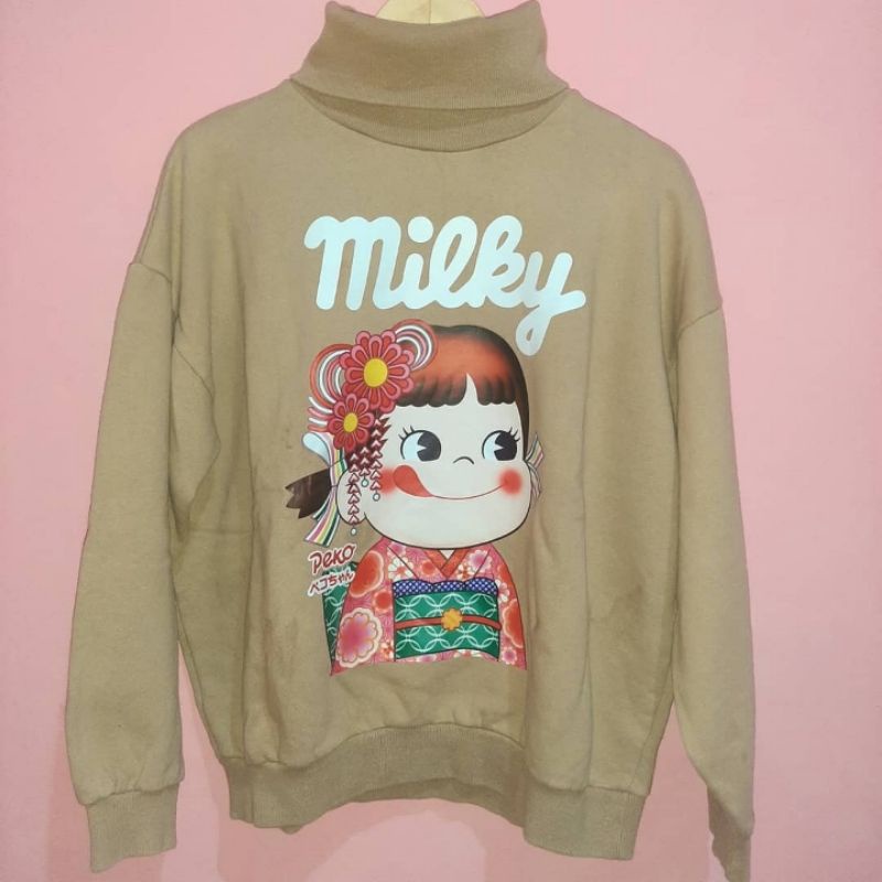 Crewneck Sweater Turtleneck Oversized Milky Peko Chan Princess