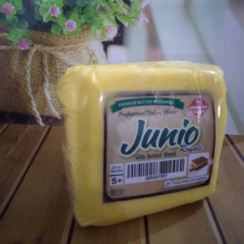 

Junio Royale Butter Margarine 500 Gram NEW