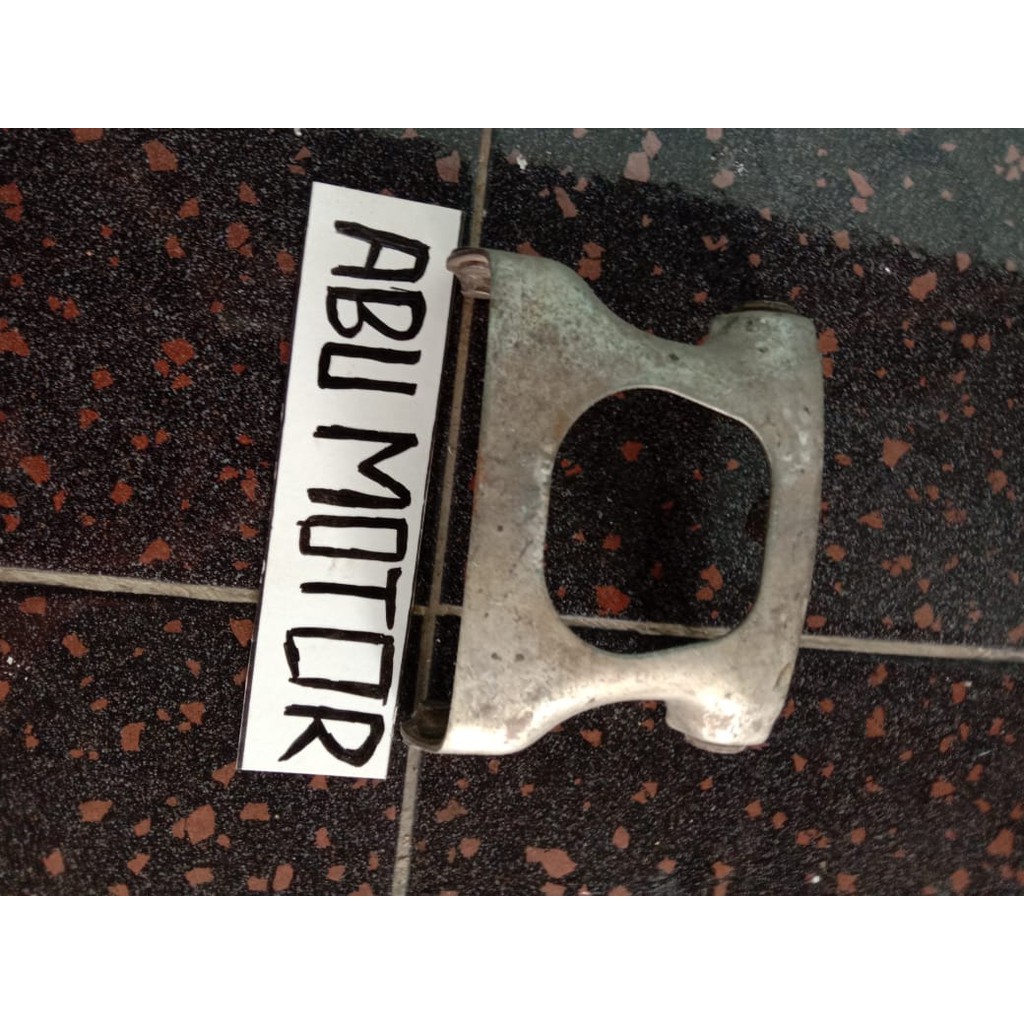 BESI DUDUKAN SPAKBOR DEPAN OLD CB150R CB 150 LAMA 61101-K15-900 PANGKON SLEBOR SELEBOR ORI AHM