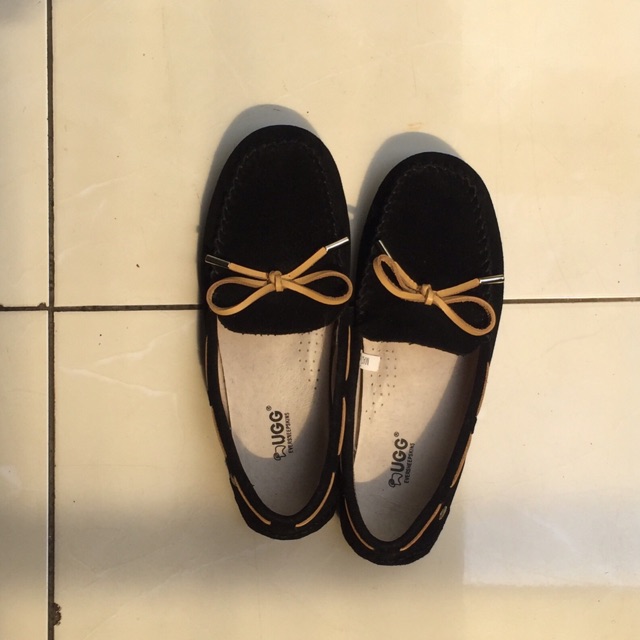 [PRELOVED] Sepatu Slip on Ugg Preloved Original