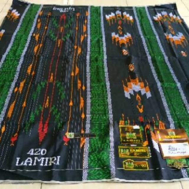 Sarung Lamiri Ful Sutra Benang 420 Motif SGE S-90.