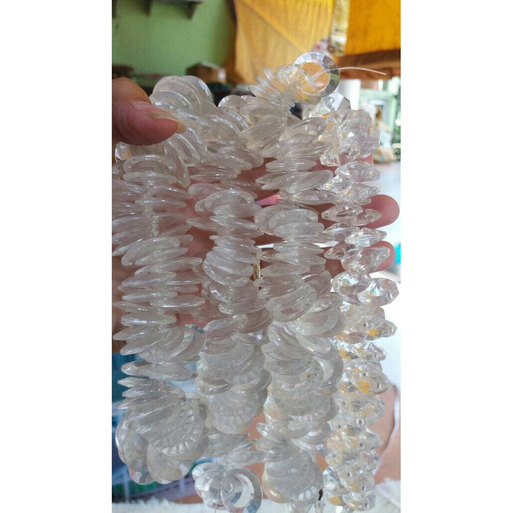 

Jual Manik Manik Akrilik Bening Bulat Gantung ( 1 renteng ) ( DAS )