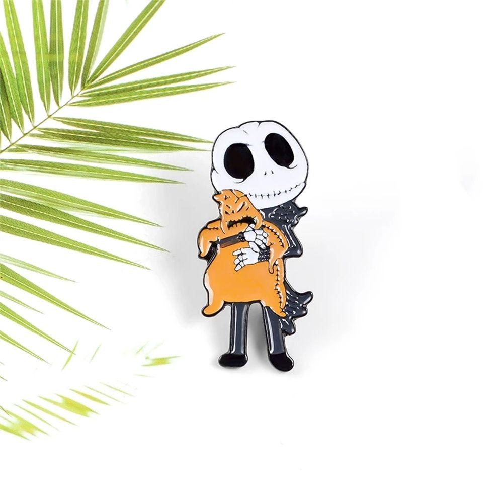 [Elegan] Jack Skellington Lencana Anime Bros Aksesoris Cosplay Halloween Perhiasan Ransel Lencana Wanita Pria Perhiasan Hadiah Malam Buruk Sebelum Natal