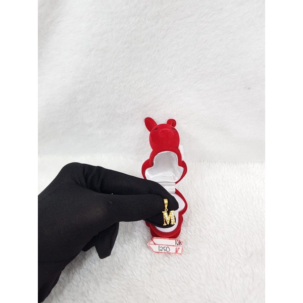 Lt1563E246E liontin huruf M emas kuning fashion wanita simple gold berat 1.250 kadar 70% 16k