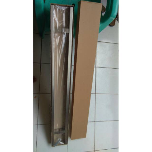 Pull handle kaca