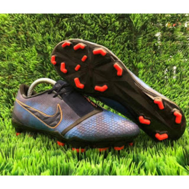 Sepatu Bola Nike Phantom VNM Academy FG - Obsidian