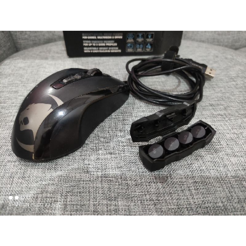 ROCCAT Kone AIMO Remastered - Mouse Gaming Ergonomis Hitam 23 Tombol Mekanik