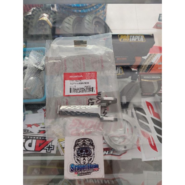 pijakan kaki footstep belakang crf original